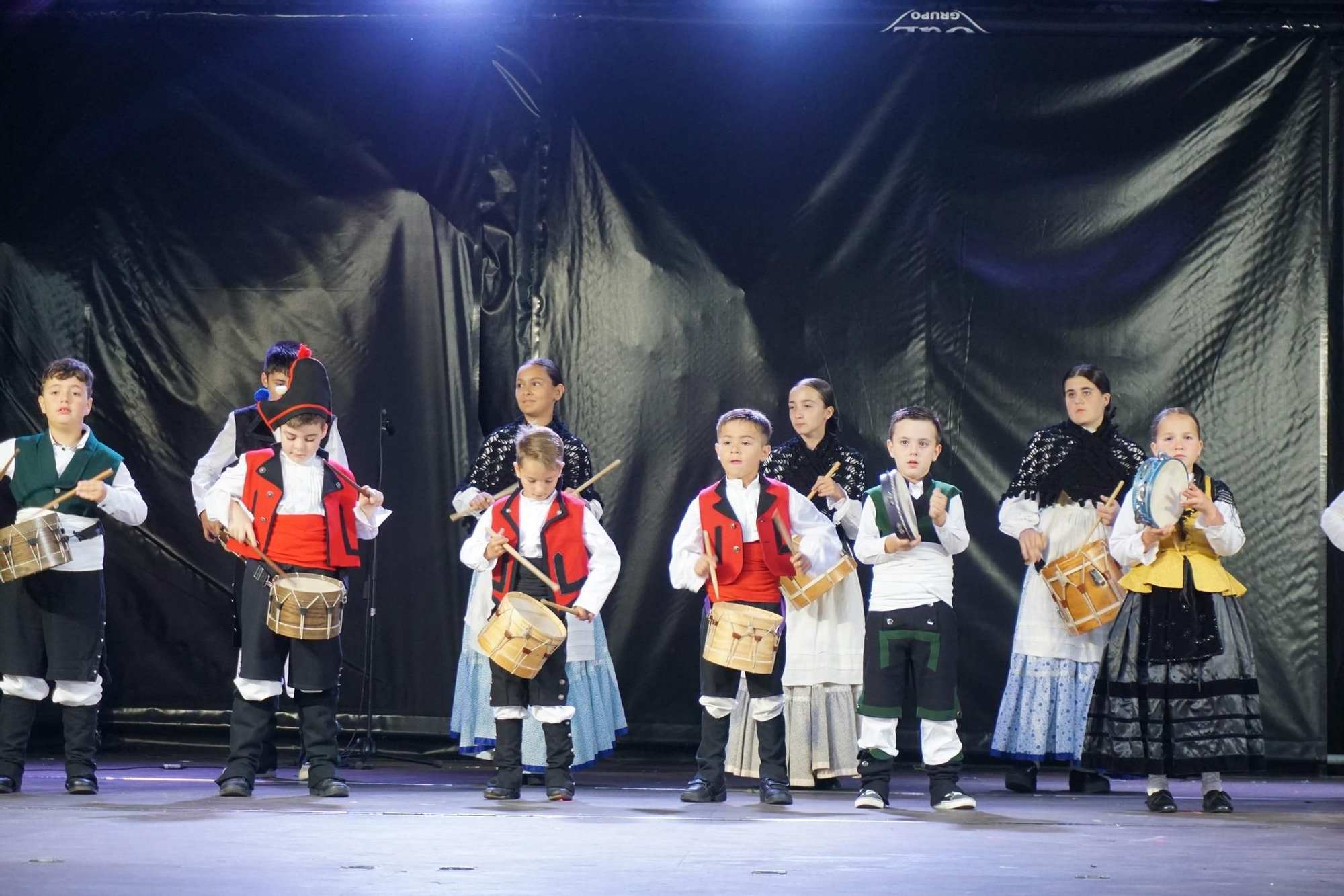 Noite de baile e premios da Carballeira en Cercio
