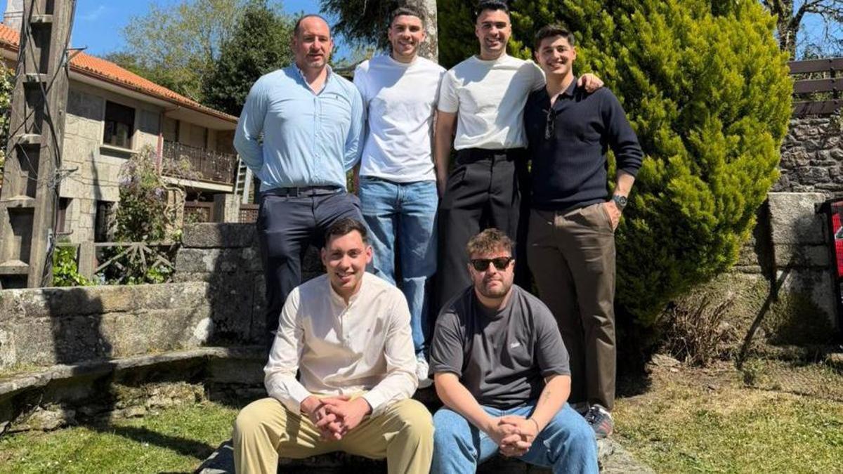 La comisión organizativa.