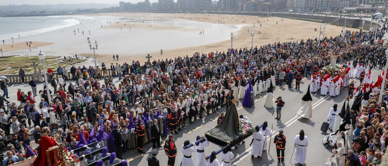 Una procesión en 2019.