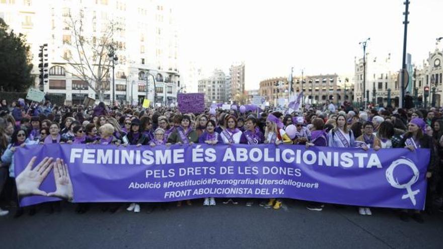 Manifestación del 8M por las calles de València