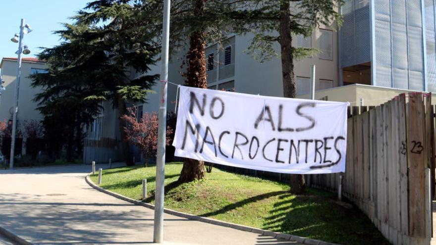 Exterior del centre de la Misericòrdia de Girona.