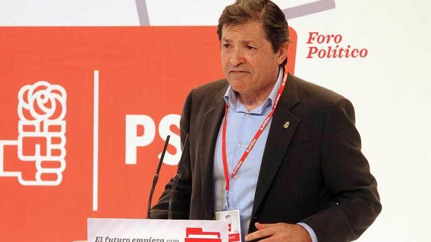 Fernández, durante su intervención en el Foro Político del PSOE, ayer, en Madrid.