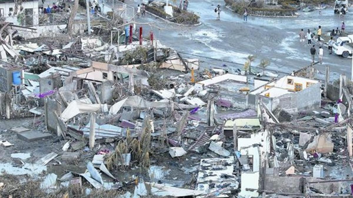Imagen aérea de la destrucción causada por 'Haiyan' en Tacloban (Filipinas).