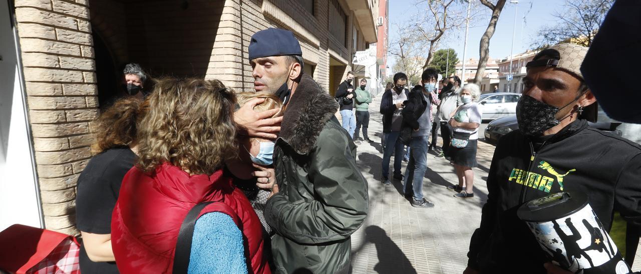 Imagen de un intento de desahucio practicado en Castellón en mayo.