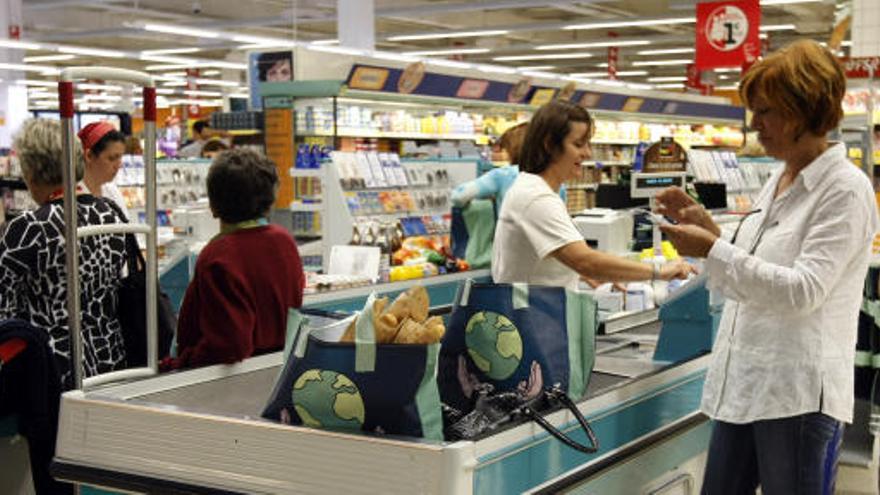 Los supermercados son uno de los lugares más frecuentes para realizar la compra.