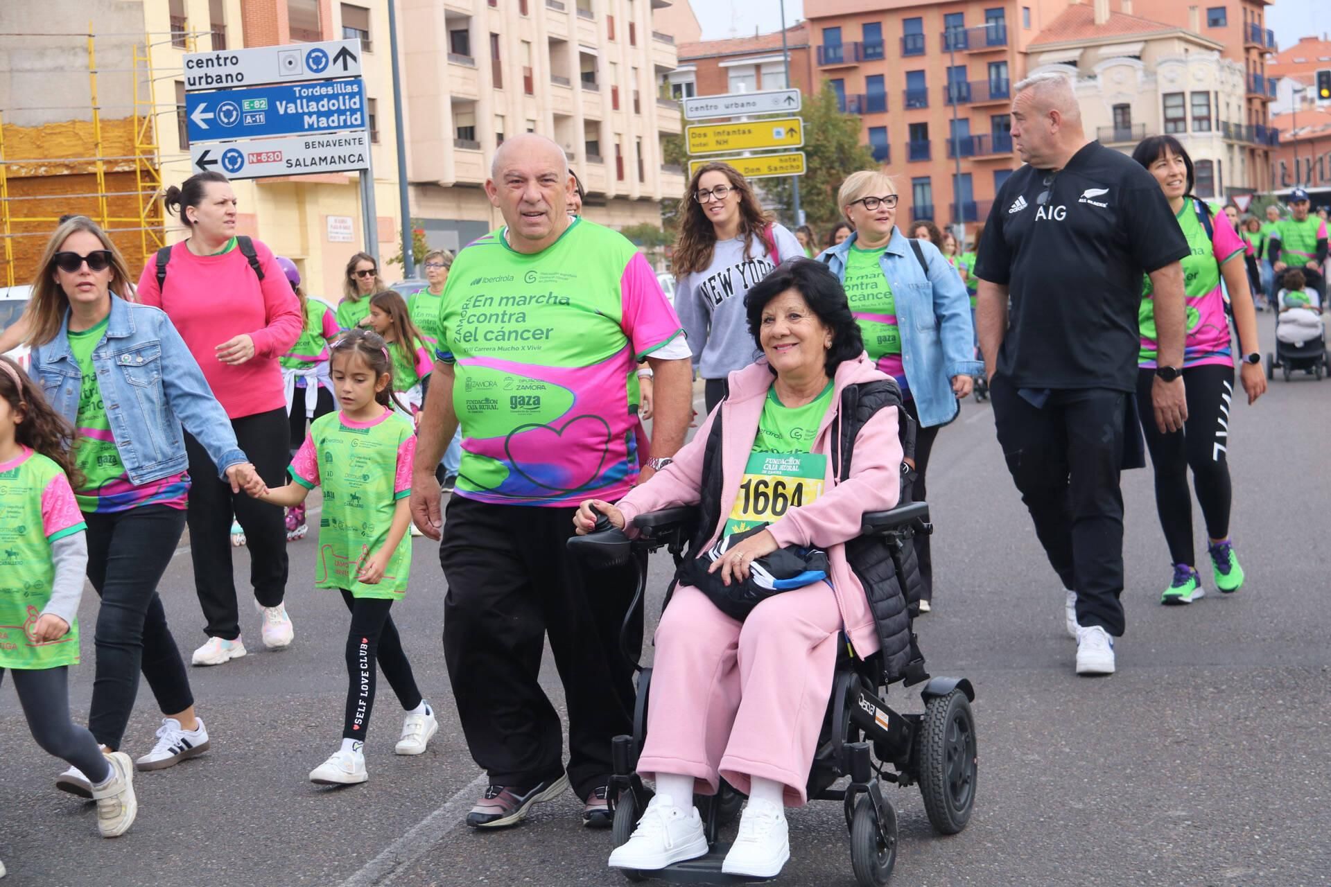 GALERÍA | Búscate en la carrera "Mucho x Vivir" contra el cáncer en Zamora