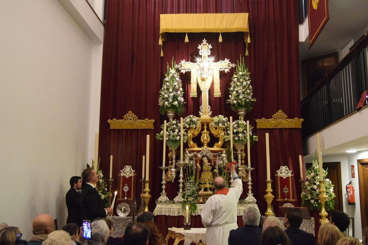 Bendición de la Santa Cruz Torre del Ángel, en Salesianos