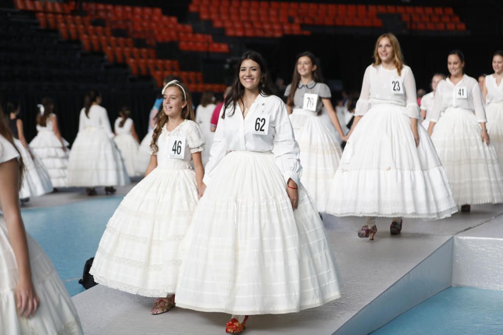 Ensayo de las candidatas a fallera mayor 2019 en la Fonteta