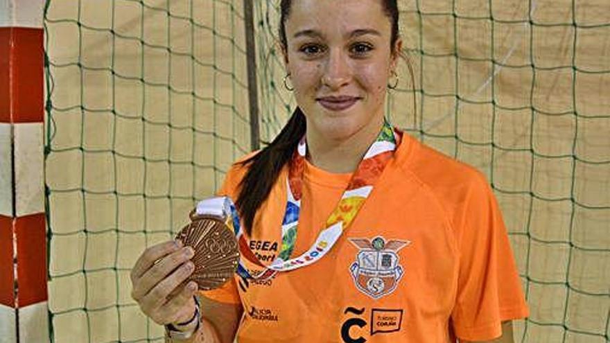 Martita, con su bronce en los Juegos de la Juventud.