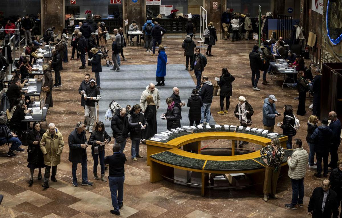 Els comicis tenyeixen de blau Saragossa, Osca i Terol