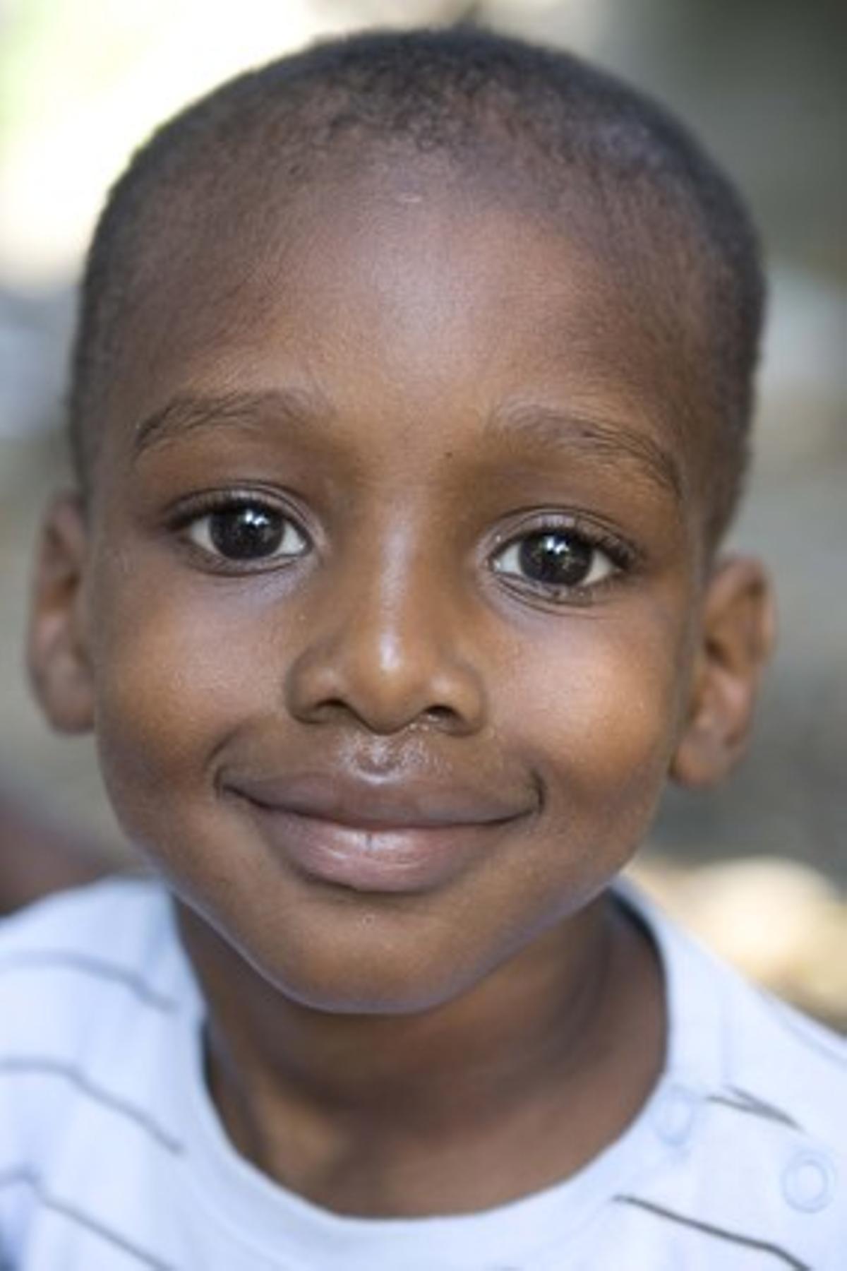 Un altre nen en procés d’adopció.