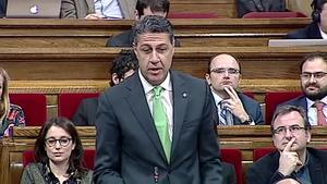 Puigdemont y García Albiol se encaran en el Parlament