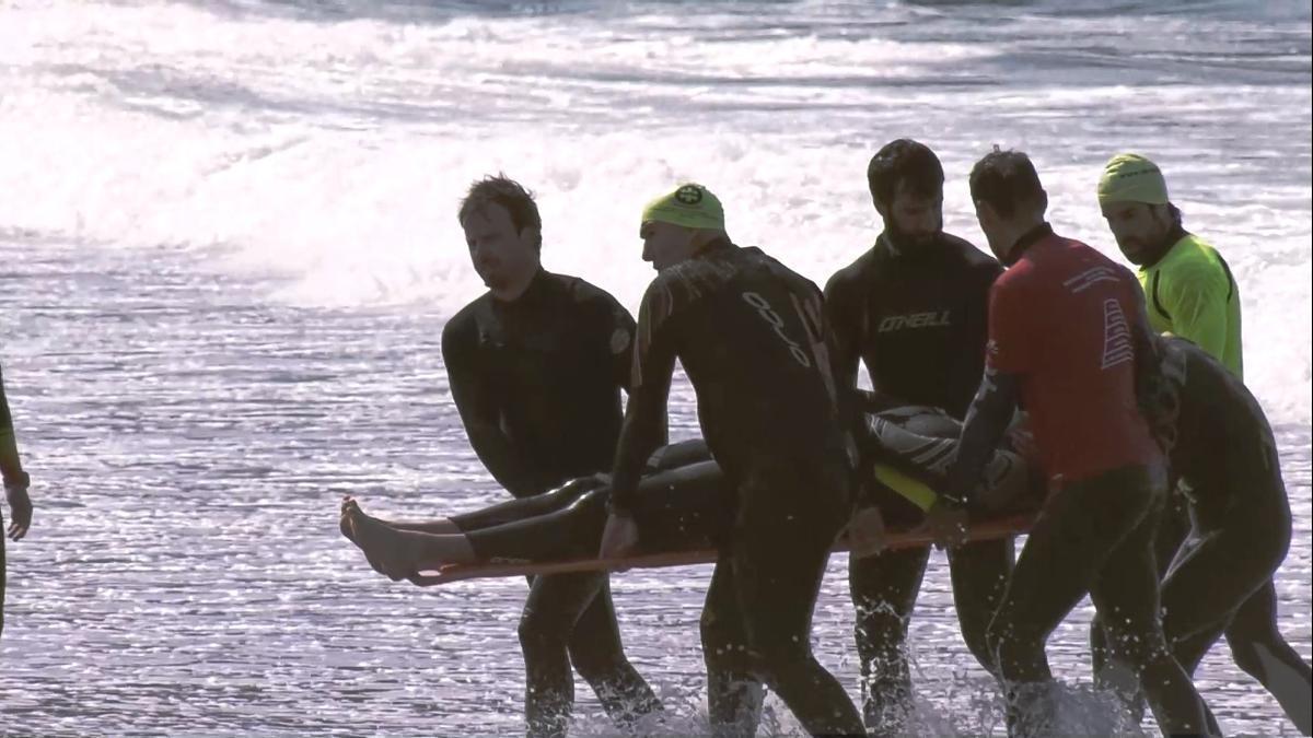 Rescatan a una persona del mar en Canarias.