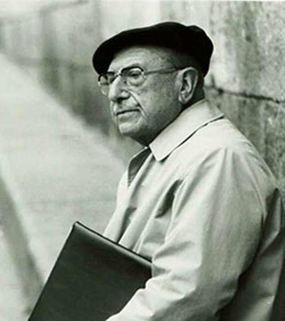 Ricardo Carvalho Calero (1910-1990), homenaxeado en 2020 Ricardo Carvalho Calero (1910-1990), homenaxeado en 2020