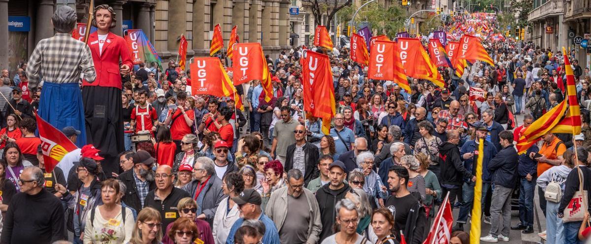 El Govern defensa la jornada de 37,5 hores amb pressió al PP i picada d’ullet a Junts El Govern defensa la jornada de 37,5 hores amb pressió al PP i picada d’ullet a Junts