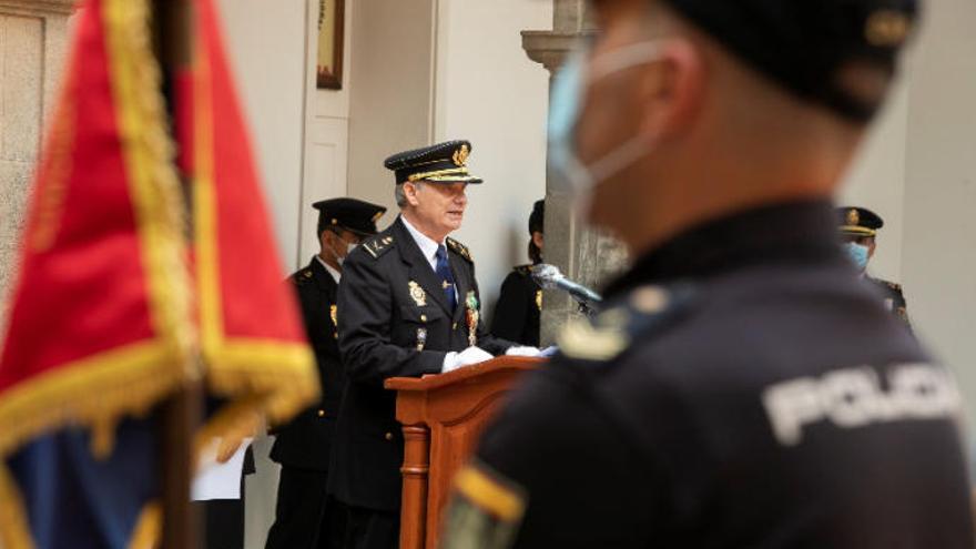 El jefe superior de Policía en Canarias, José María Moreno, en la presentación de los nuevos 18 subinspectores.