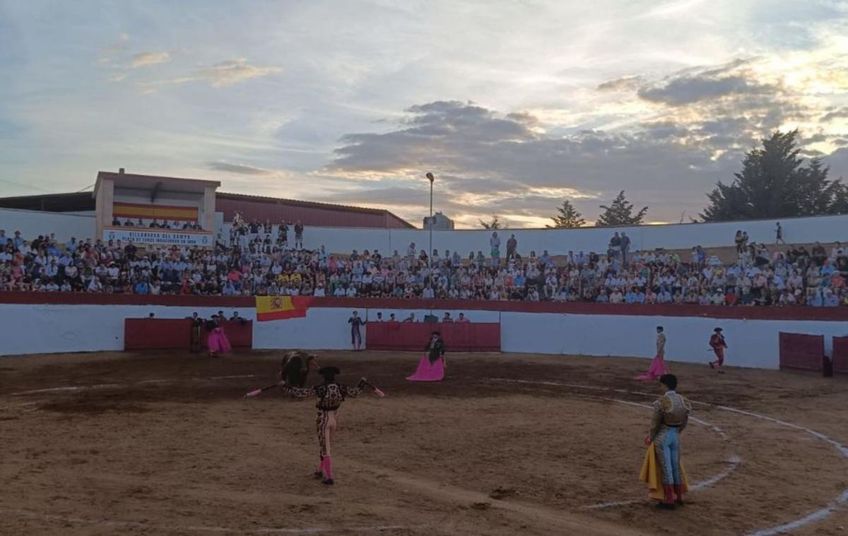 La novillada de la pasada edición en la plaza de Villanueva del Campo. | C. T.