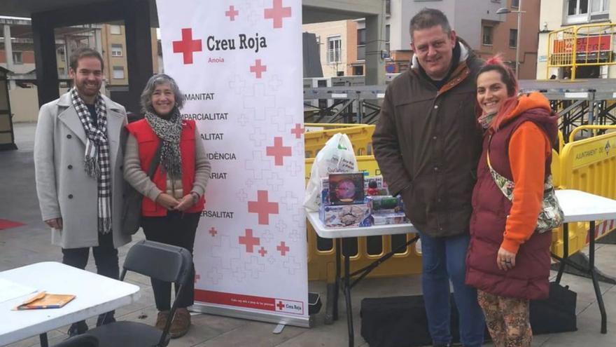 La solidaritat vilanovina es tradueix en un bon grapat de joguines en la recollida impulsada per Creu Roja