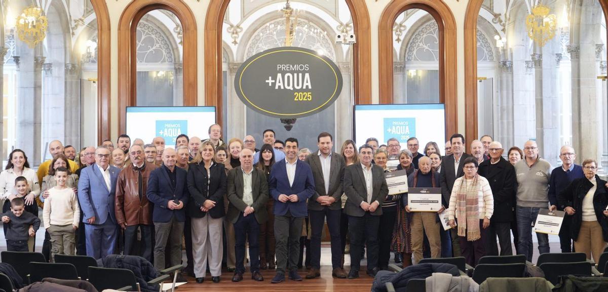 Todos los premiados en el acto.