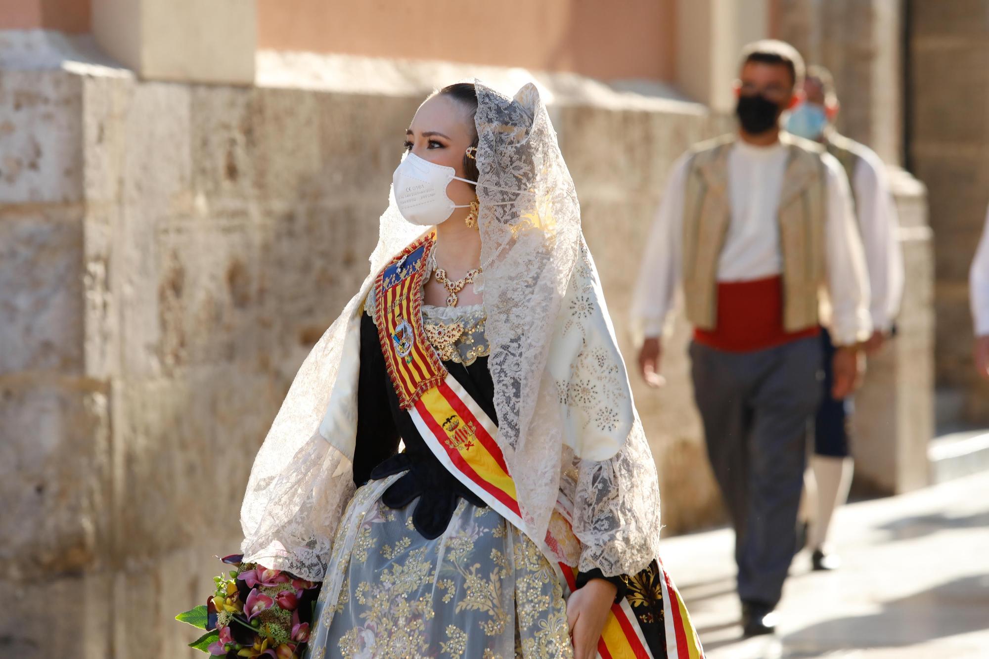 Búscate en el segundo día de Ofrenda por las calles del Mar y Avellanas entre las 9:00 y 10:00 horas