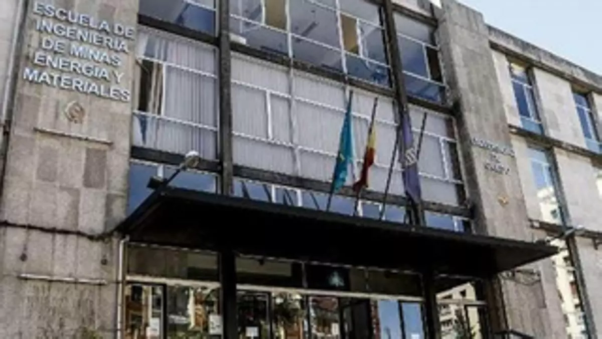 Peláez reprocha a Canteli que ofrezca Minas cuando no es de su propiedad