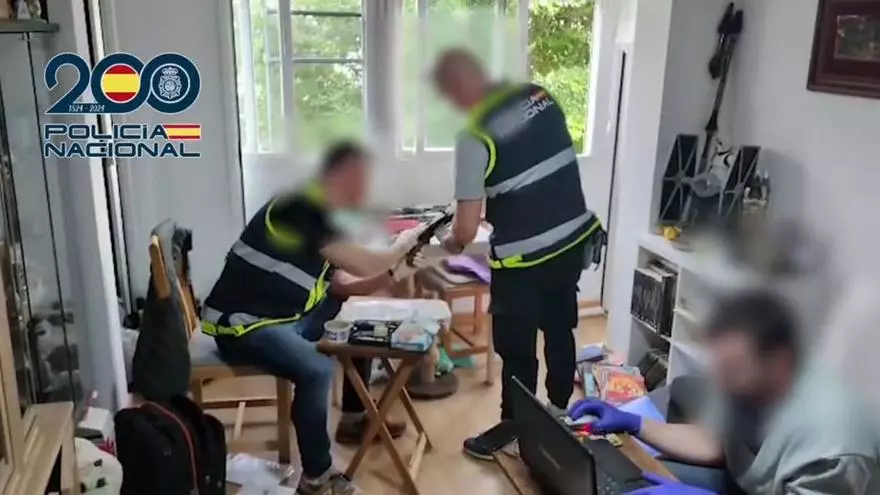 Más de 60 detenidos, dos en A Coruña, por posesión, producción y distribución de pornografía infantil