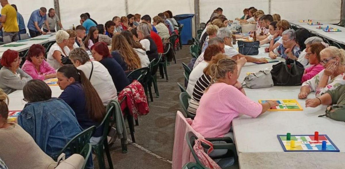 Las partidas de parchís en Caldones.