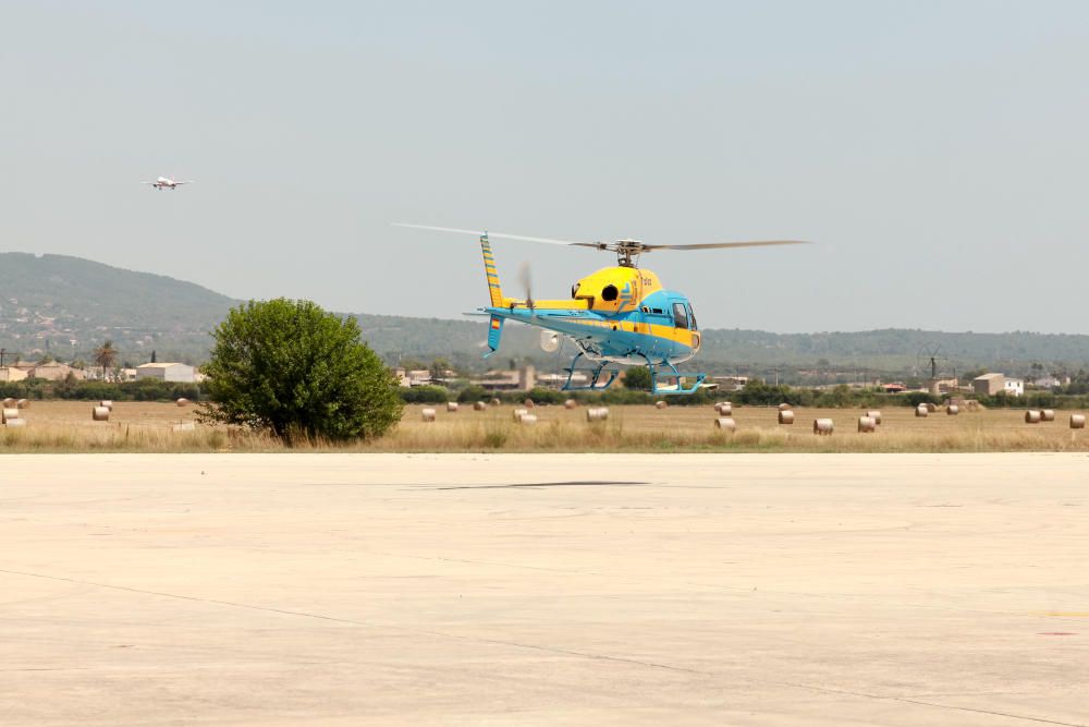 Presentan el helicóptero de la DGT que vigilará las carreteras de Mallorca