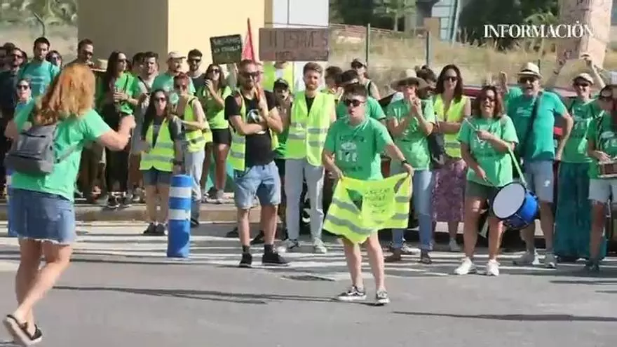Los profesores continúan con sus protestas en la Ciudad de la Luz de Alicante