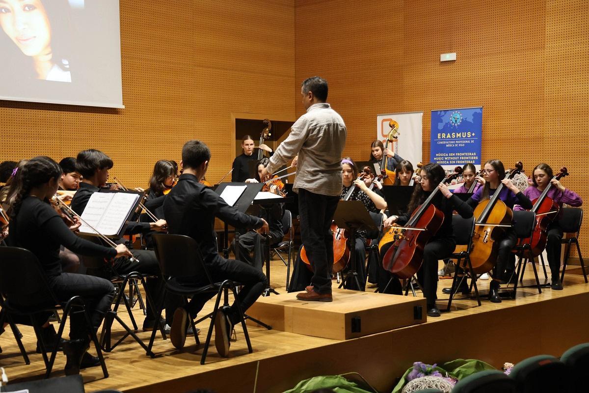 La orquesta del conservatorio, en el concierto “Unha tarde  entre mulleres”.