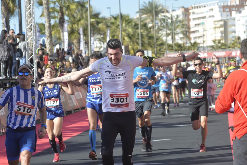 El keniata ha superado al marroquí Hassane Ahouchar con un tiempo de 1:04:29