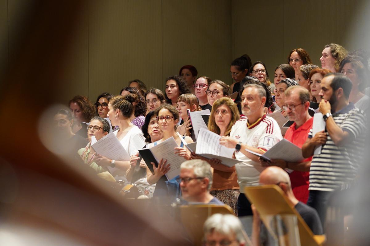 El ensayo del concierto participativo de la ROSS en imágenes