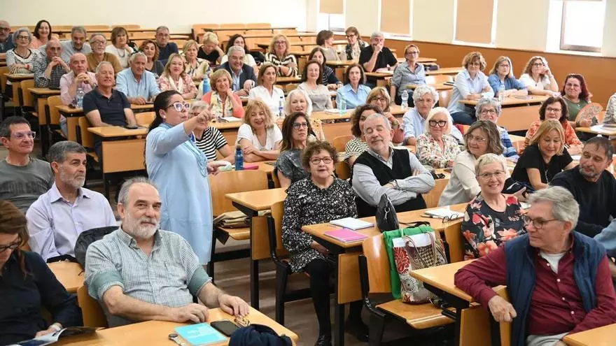Vídeo: La UJI de los jubilados: «Desde que voy a clase voy menos veces al médico y me han quitado pastillas»