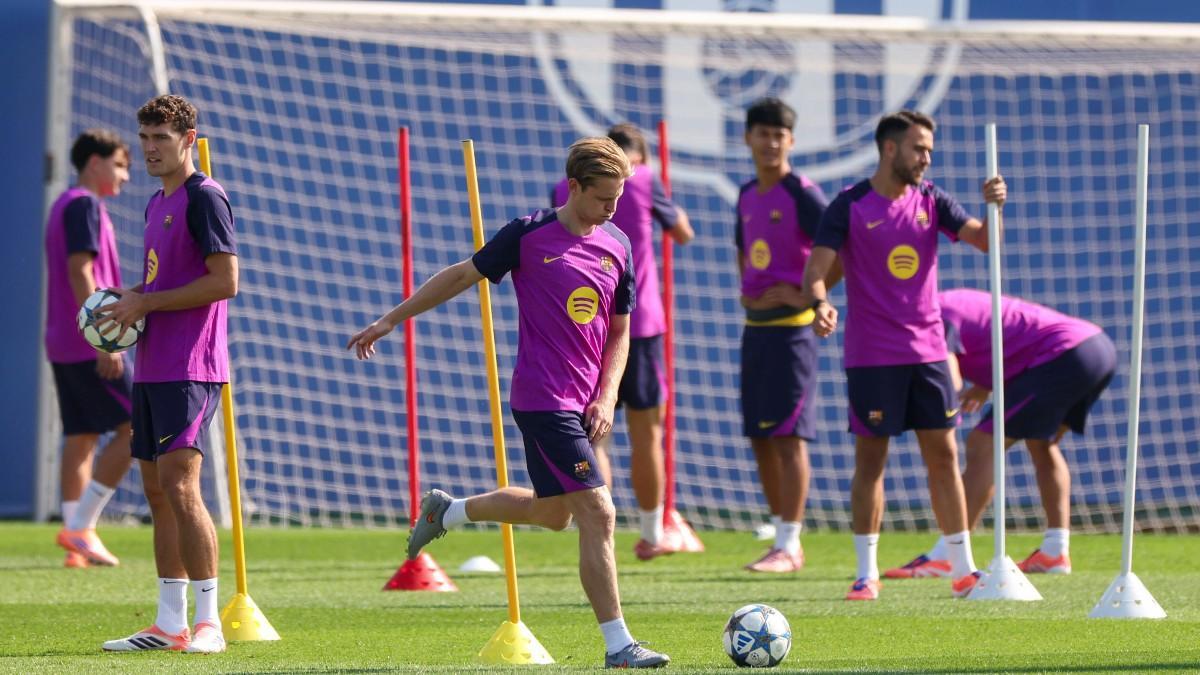 Flick empieza a recuperar futbolistas tras el parón de selecciones