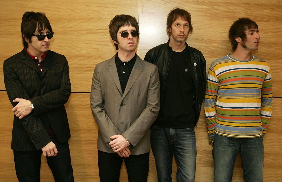 Los integrantes de la banda Oasis anuncian su regreso a los escenarios