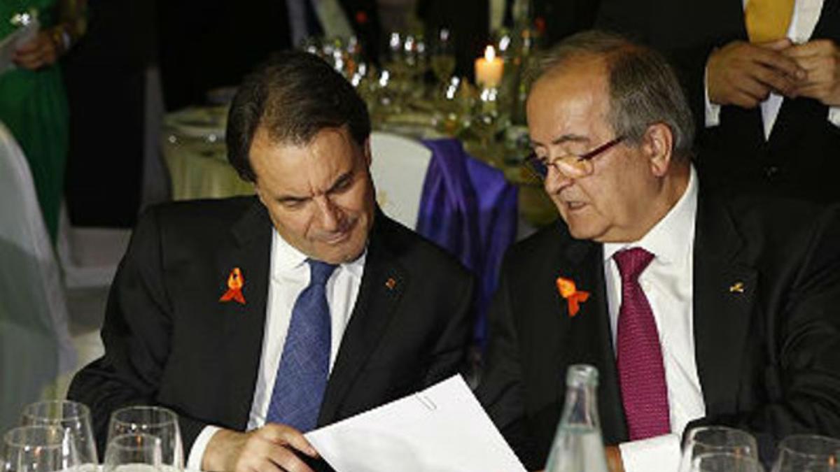 Artur Mas y Josep González, presidente de Pimec, en un momento del acto