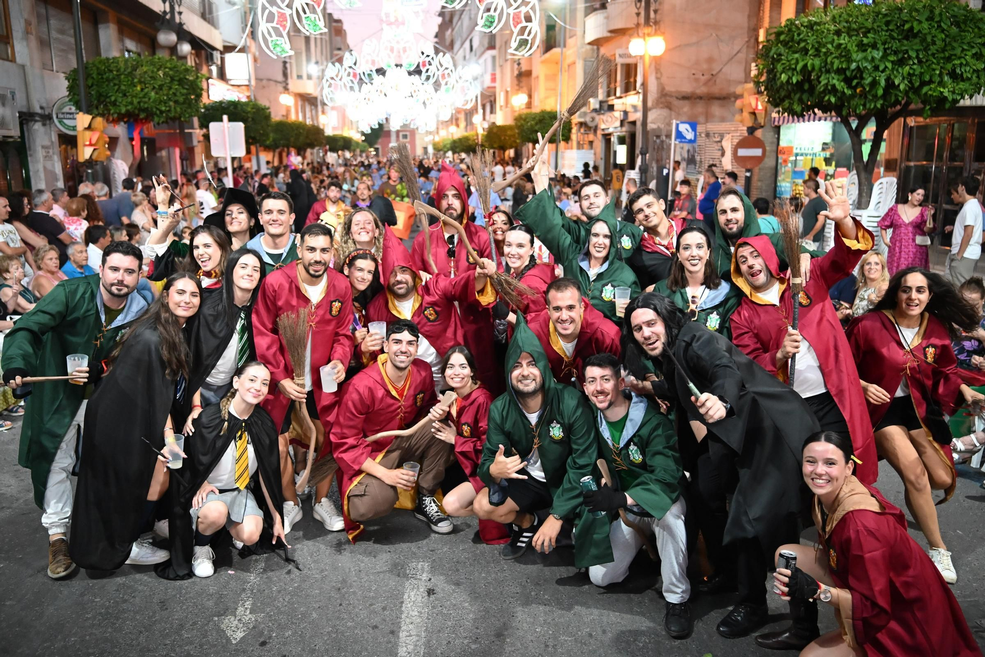 Las mejores imágenes de la Retreta de los Moros y Cristianos de Orihuela