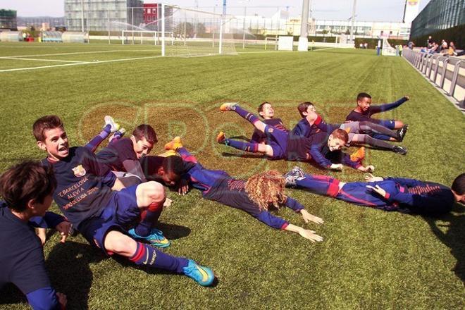 El Alevín A del FC Barcelona, campeón de Liga