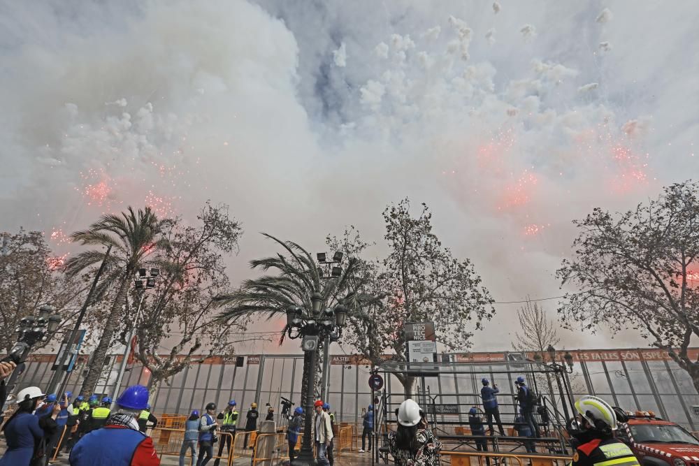 Búscate en la mascletà del 9 de marzo