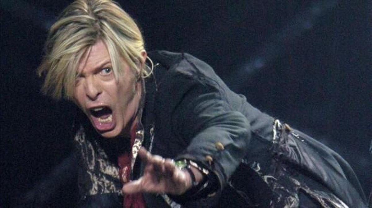 jgarcia1550030 singer david bowie performs at the bell center in 160105174936 jgarcia1550030 singer david bowie performs at the bell center in 160105174936