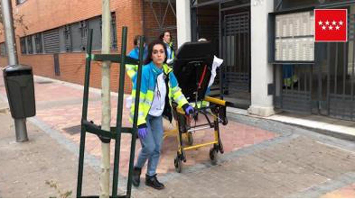 Una mujer de 24 años ha recibido seis puñaladas en Vallecas (Madrid).