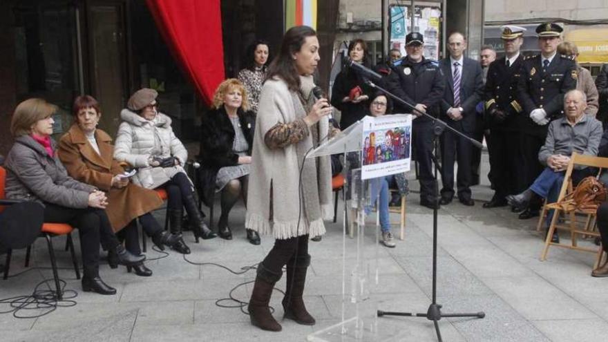 La alcaldesa de Marín, durante su intervención en el acto del Día Internacional de la Mujer. // Santos Álvarez