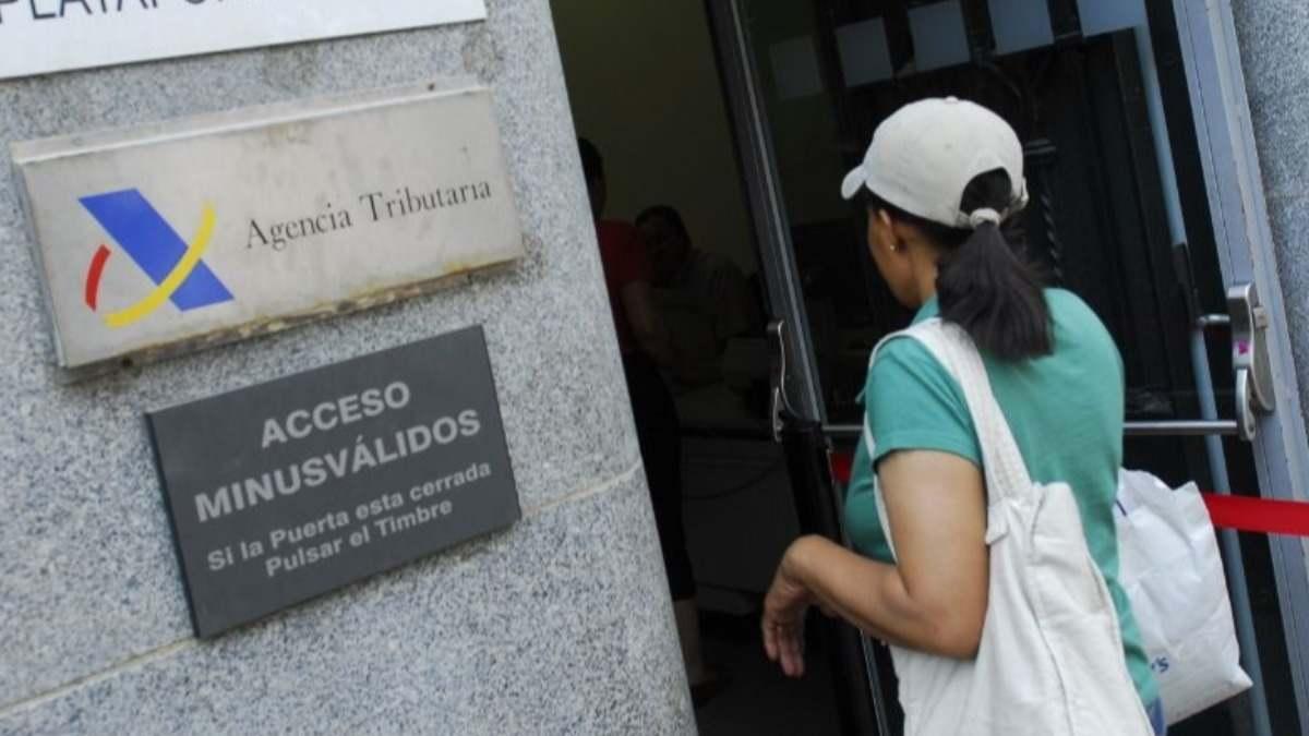 Hacienda confirma la devolución de 1.200 euros en la declaración de la ...