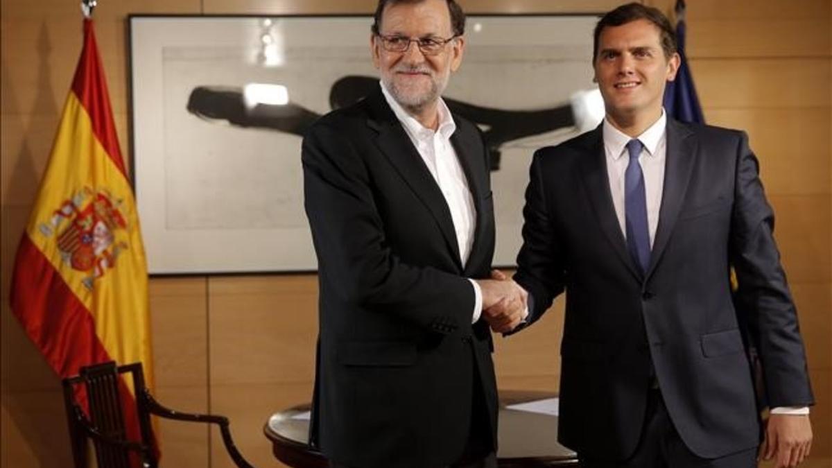 Mariano Rajoy y Albert Rivera, el pasado 10 de agosto, en el Congreso.