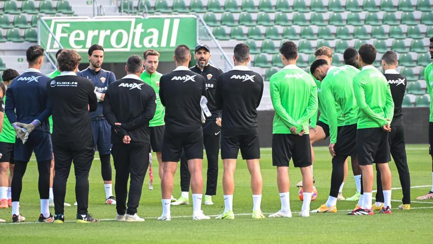 Eder Sarabia en la previa del Elche-Racing de Ferrol