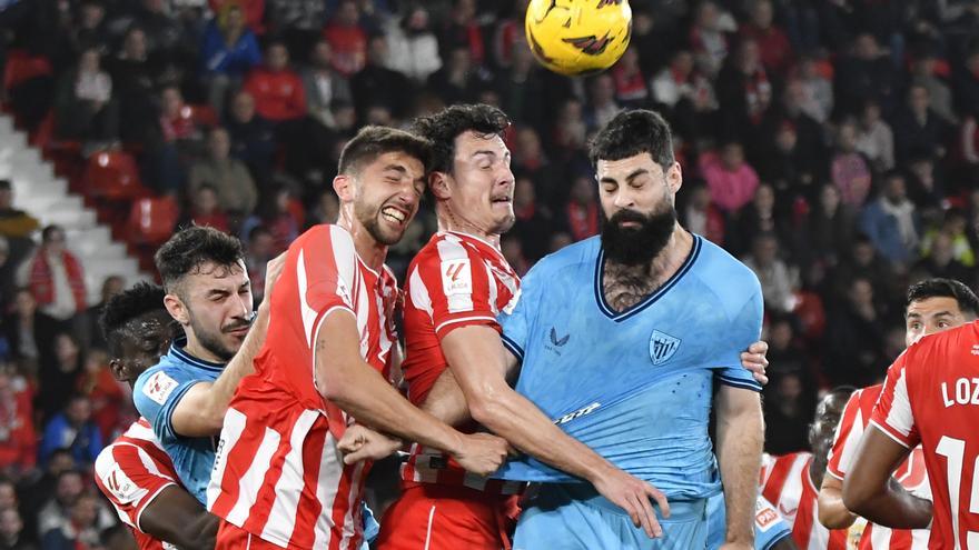 El Athletic falla una ocasión de Champions ante el colista Almería