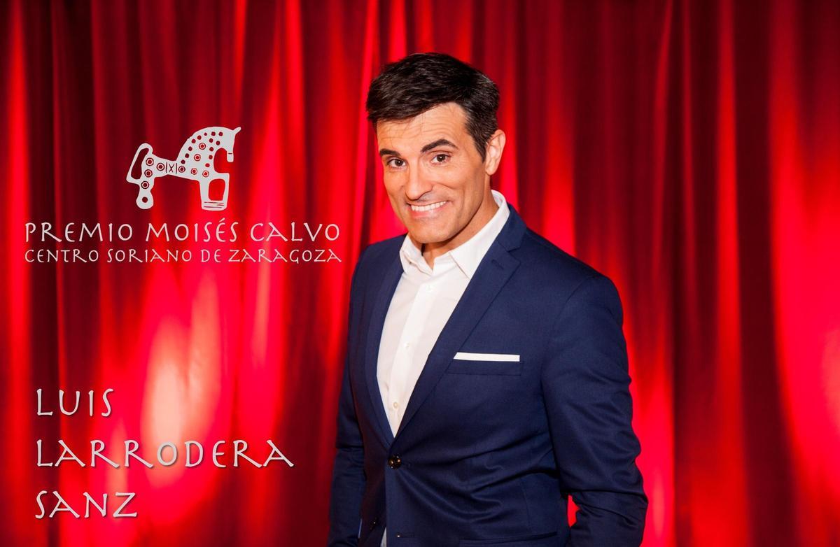 Luis Larradora, ha sido reconodio con el Premio Moisés Calvo del Centro Soriano en Zaragoza.