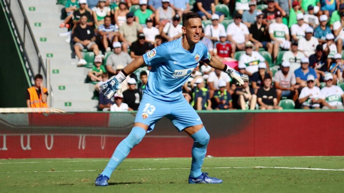 Edgar Badía en el partido contra el Athletic Club en el Martínez Valero.