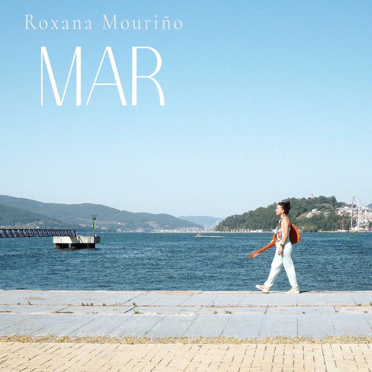 Parte de la portada del CD y el libro de Roxana Mouriño