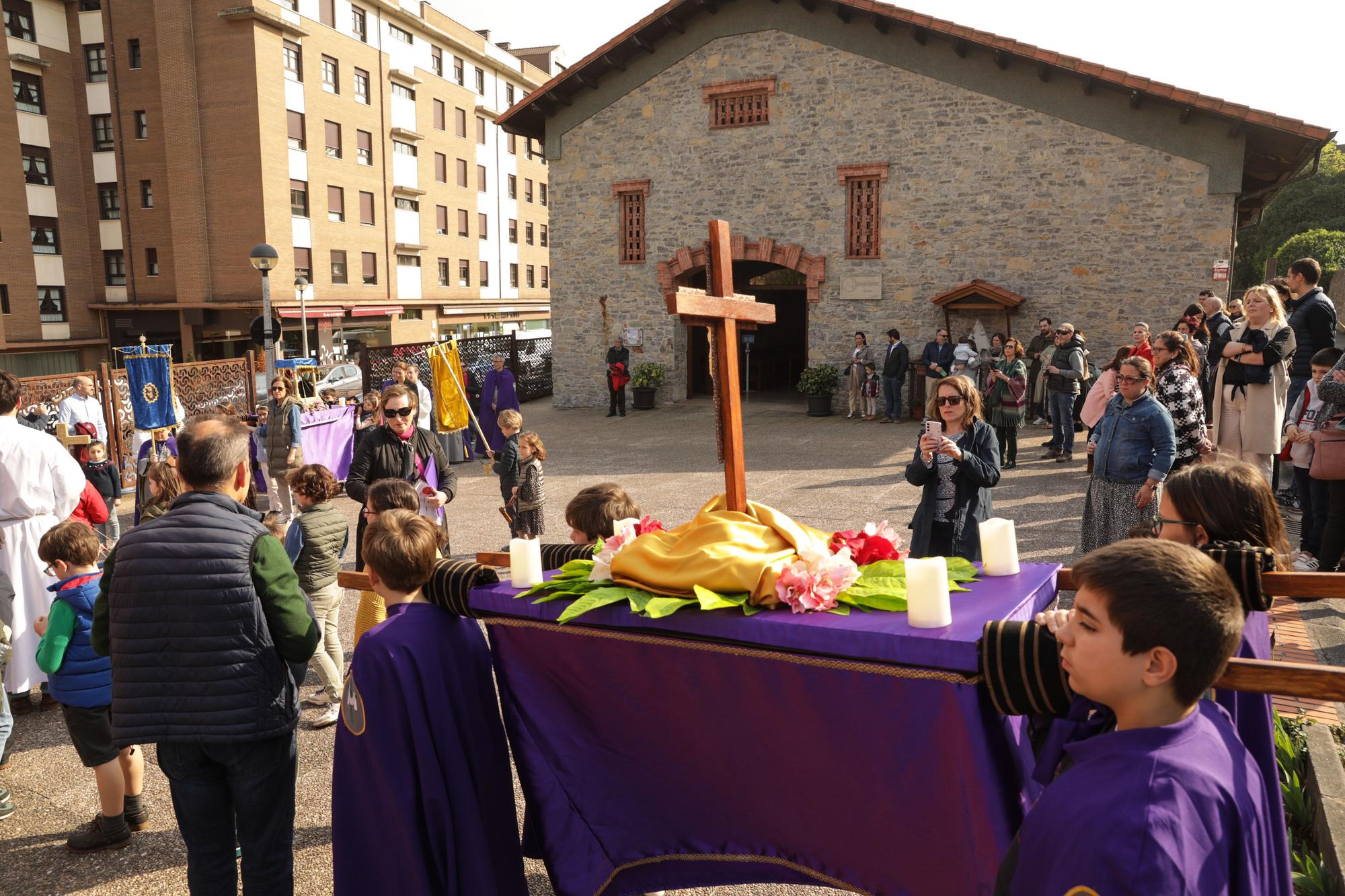 En imágenes: Viesques y San Pedro adelantan la Semana Santa